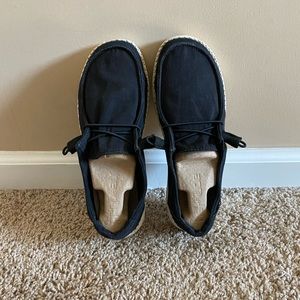 Womens Hey Dude Shoes 7